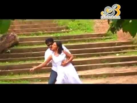 Khaas tumari paain (Kichhi kichhi hauchi)