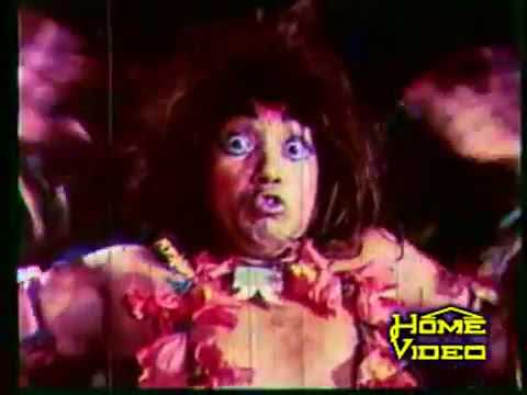 Prafulla Kar 'Kali kapali nara munda maali mun baasuli ' in 'Sesha Shrabana'